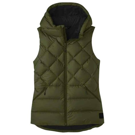 7 Best Women's Down Vests of 2025 (Tested and Reviewed)