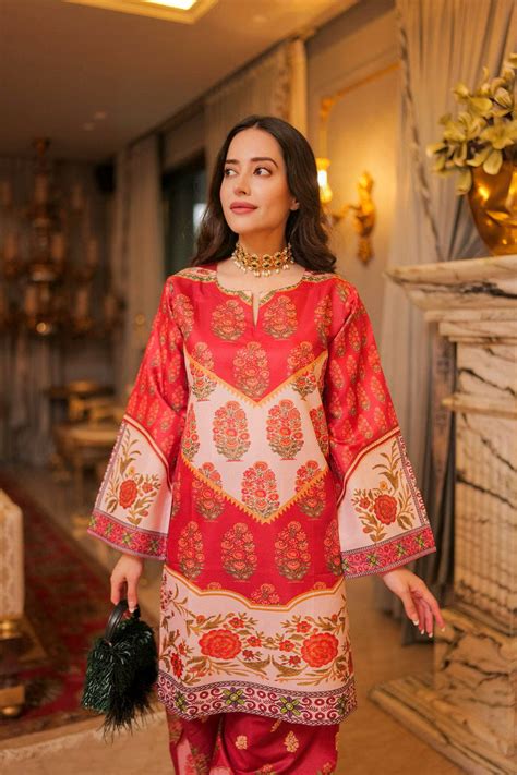 House Of Kari(Chikankari Clothing) - Komal X HOK Lawn Cotton Shimmer ...