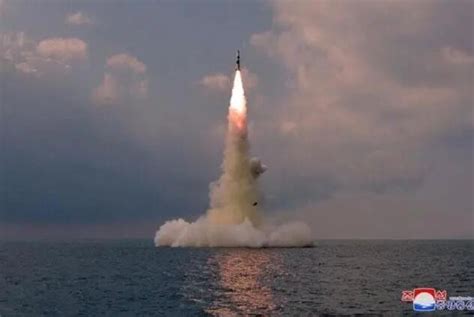 韩军方：朝鲜今晨发射1枚弹道导弹 飞行距离60公里_手机新浪网