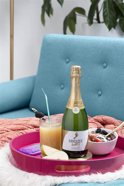 Buy Barefoot Bubbly Extra Dry Champagne, 750 ml Online at Lowest Price ...