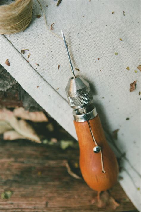 Speedy Stitcher Deluxe Sewing Awl Kit, #110