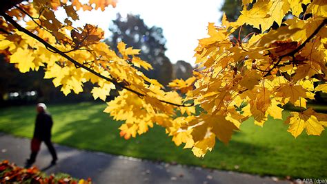 Ungewöhnlicher Herbst: So geht es mit dem Wetter weiter - UnserTirol24