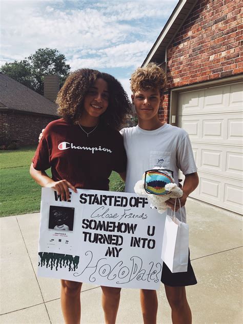 Hoco proposal idea | Cute homecoming proposals, Homecoming proposal ...