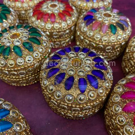 Meenakari Kum Kum Box - KSP15 – Decor Duniya