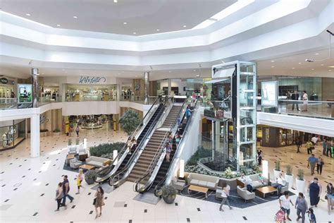 Twelve Oaks Mall