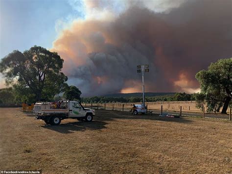 CFA volunteers hit back at reports they didn’t do a good enough job ...