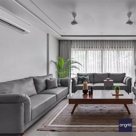 18x14 Living Room: Vibrant Wall Decor Idea – Ongrid Design