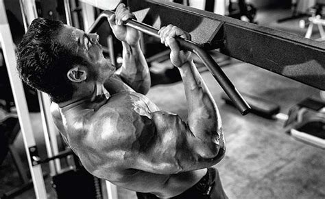 5 Really Effective Bicep Exercises That Are Majorly Overlooked