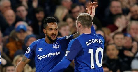 Theo Walcott’s goal downs Newcastle United to boost under-fire Everton ...
