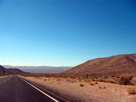 Alienware Area 51 Background 的图像结果