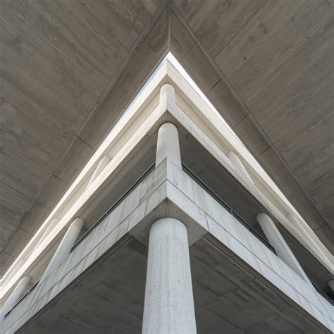 Precast vs Cast In Situ for Urban Data Centers: How Choices Change ...