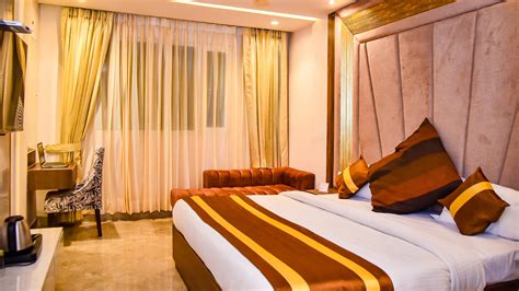 Hotel CJ International Amritsar