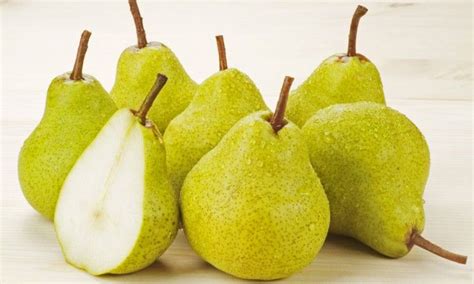 Wholesale Fresh Pears Supplier,Fresh Pears Distributor from Shopian India
