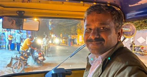 1985 में पास की थी 10वीं, 50 साल के ऑटो रिक्शा चालक ने फिर से उठाई ...