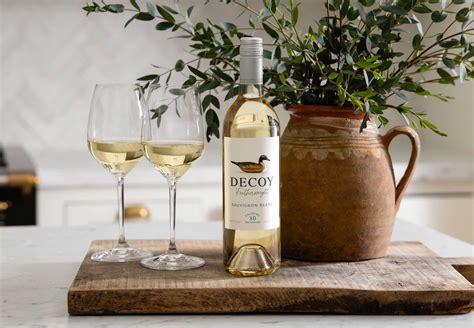 Featherweight California Sauvignon Blanc | Decoy Wines