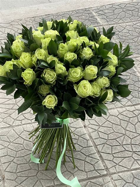 51 Green Roses - Bloom de Fleur - Bouquets, flowers, order and buy a ...