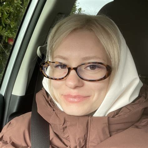 Лера - Russian teacher - ₹3008/h