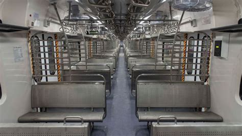 Kolkata AC Local Train 的图像结果