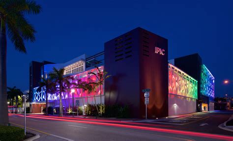 iPic Theatres — 4th & 5th Delray