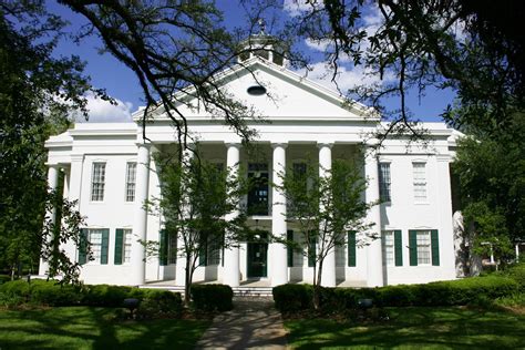 Locations Hub - Hinds County Courthouse, Raymond