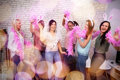 Bachelorette Party for Bride 的图像结果