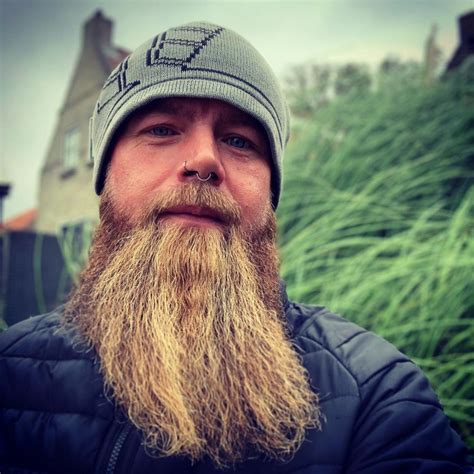 80 Long Beard Styles for Men of Different Ages and Nationalities