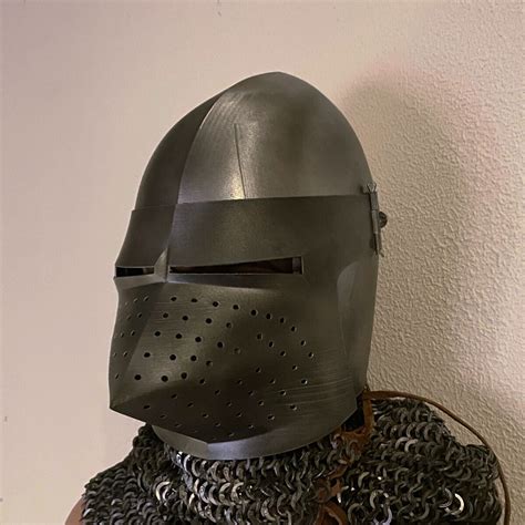 🪖 Hounskull Bascinet・ 3D File for 3D printing・Cults