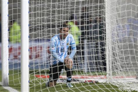 世界杯预选赛智利队不敌阿根廷队 - 要闻 - 东南网