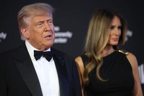 Melania Trump's Signature Draws Comparison to Her Husband's Handwriting ...