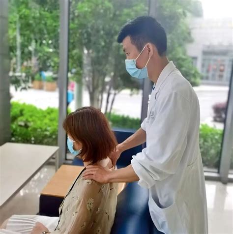 公益直播 | 柔性正骨真的不疼，首席物理治疗师教你居家正骨手法！ | 上海开元骨科医院