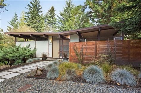 Front Yard Mid Century Modern Landscape Design