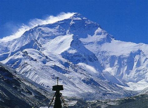 珠穆朗玛峰在中尼边界，为啥说是中国的呢？看完你就懂了 - 壹读