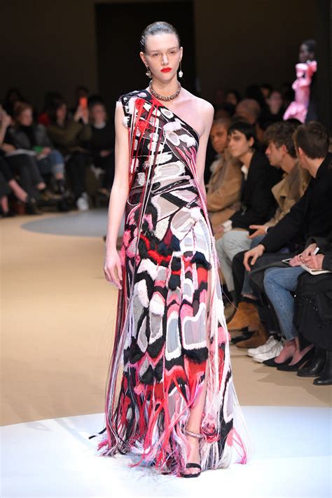 Couture Dresses, Fashion Dresses, Alexander Mcqueen Couture, Nice ...