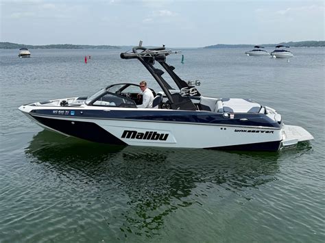 2026 Malibu Wakesetter 22 LSV, Round Lake Illinois - boats.com