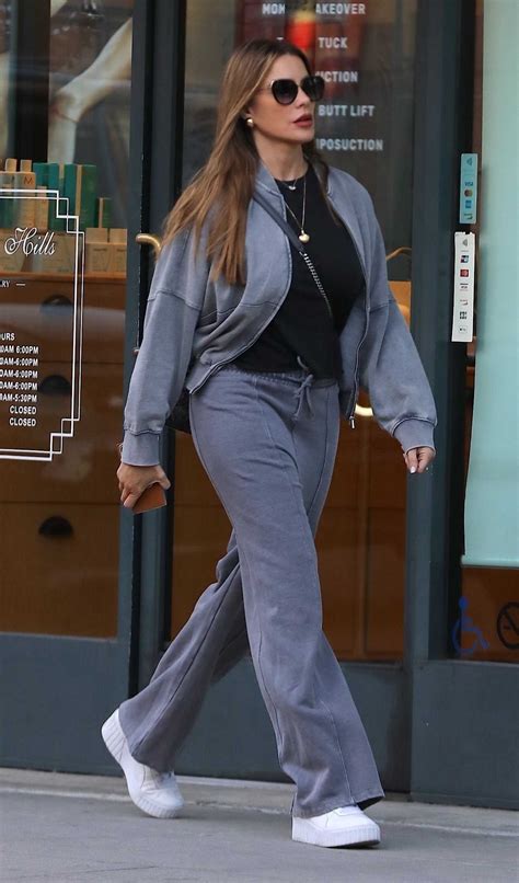 Sofia Vergara in a Grey Tracksuit Was Seen Out in Los Angeles 12/08 ...