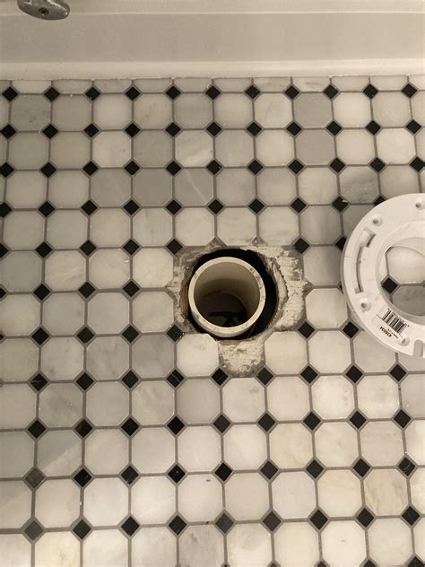 Toilet flange placement : r/Plumbing