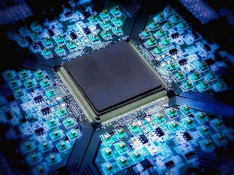 Analog Computer Chip 的图像结果