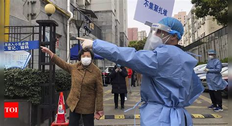 Shanghai hospital pays the price for China's Covid response - Times of ...