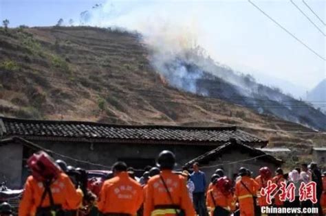 四川雅江山火仍在扑救中 1500余人灭火-搜狐大视野-搜狐新闻