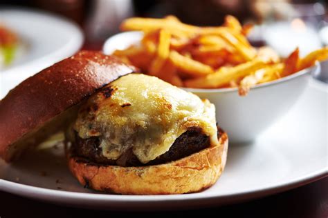 Cafe D'Alsace | Manhattan, NY 10128