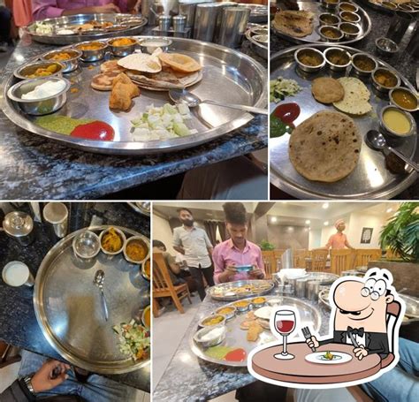 Rotlo - Gujarati Rasthal Gujarati Thali Unlimited Gujarati thali ...