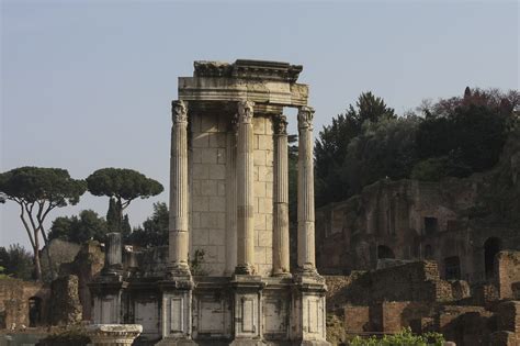 Temple of Vesta and House of Vestal Virgins: History, Information