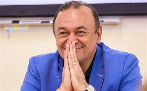 Грясти или брести? (к юбилею Тахира Базарова) //Психологическая газета