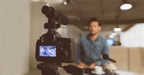 Recruiting Video 的图像结果