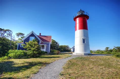 On the Hunt for Lighthouses on Cape Cod - Travelationship