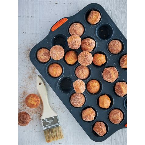 Silicone muffin trays | Kitchen Warehouse