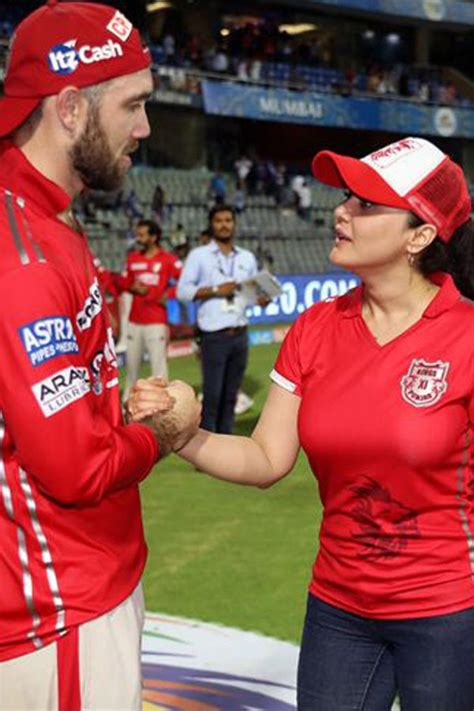 Preity Zinta’s Bio, Age, Relationships, Latest Buzz, Photos & Videos