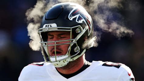 49ers Named Perfect Fit for $46 Million Free-Agent Center With Bay Area ...