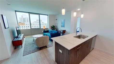 Sentral Michigan Avenue - 808 S Michigan Ave Chicago IL | Zillow