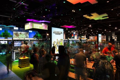 Real Life Minecraft at Minecon 的图像结果